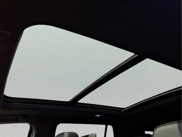 New 2026 Black Chevrolet High Country image 19