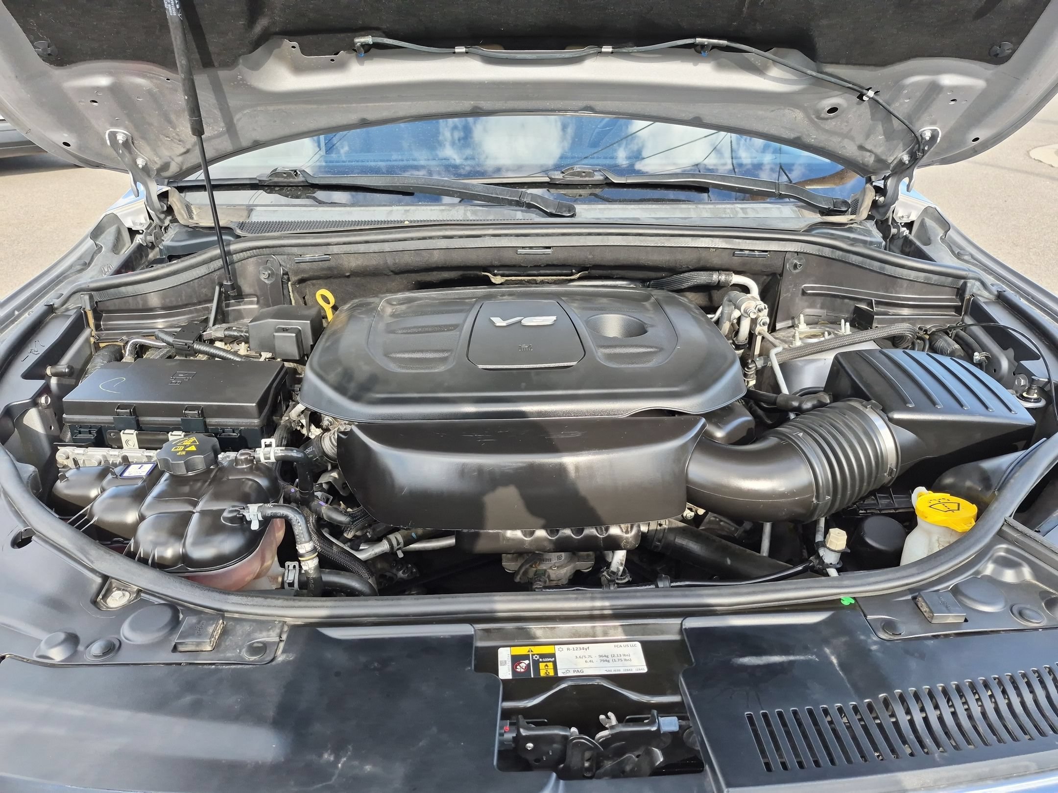 Used 2019 Billet Clearcoat Dodge SXT image 32