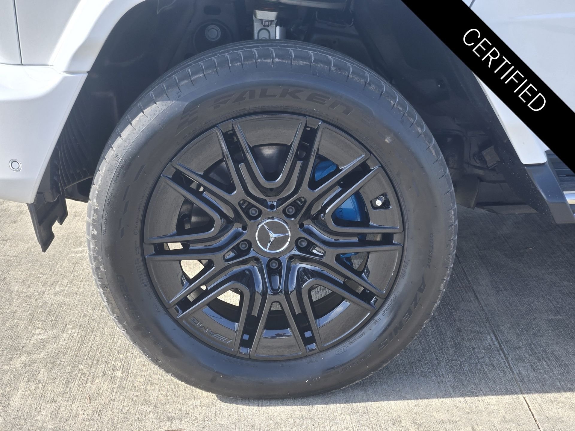 Certified Used 2025 MANUFAKTUR Moonlight Whit Mercedes-Benz G 580 image 11