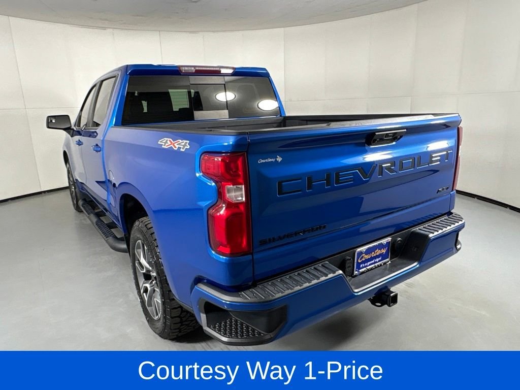 Used 2022 Blue Chevrolet RST image 8
