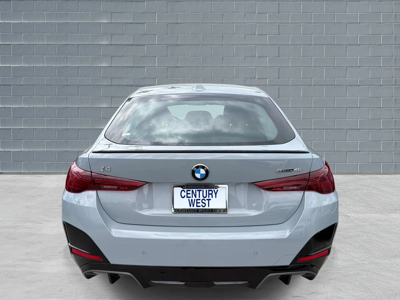 New 2026 Brooklyn Grey Metallic BMW eDrive40 image 4
