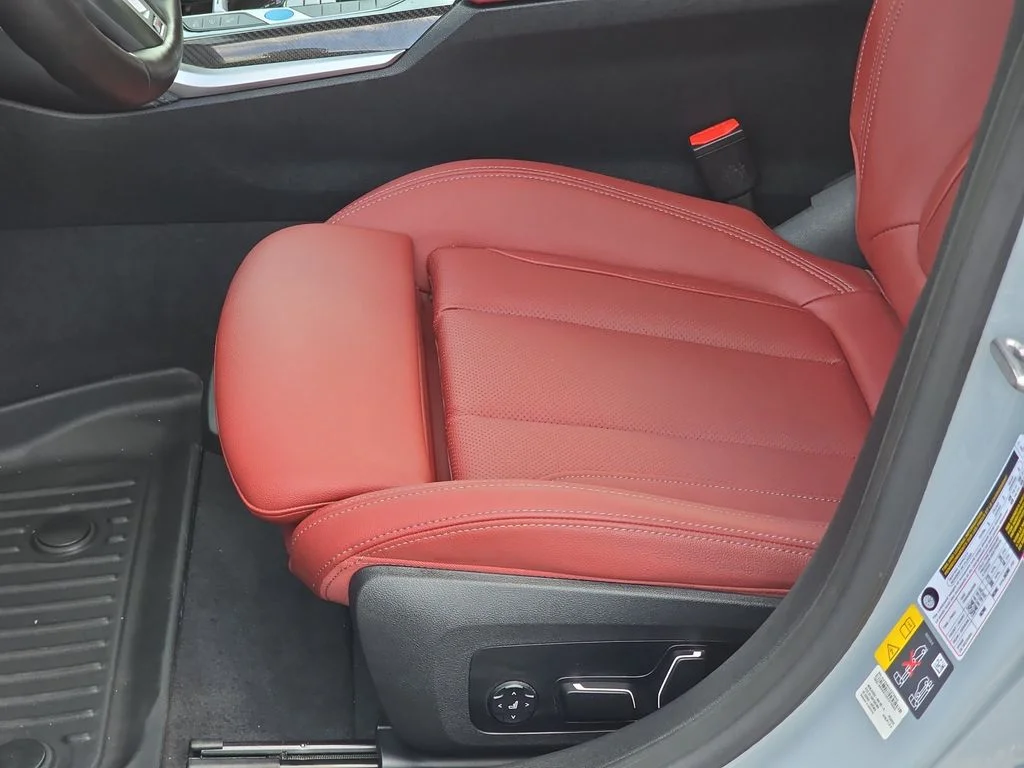 Used 2024 Gray BMW M50 image 32