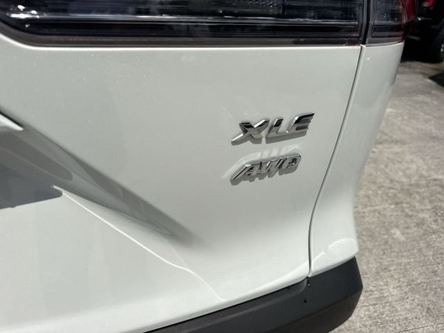 2023 Toyota Corolla Cross XLE - Photo 25