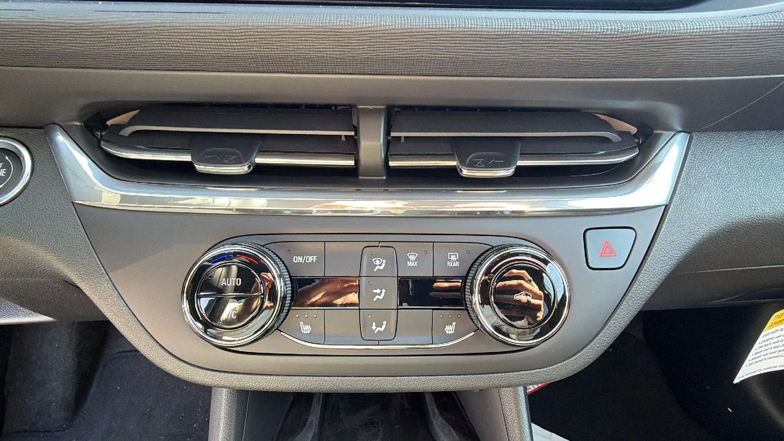 2026 Buick Envista Preferred - Photo 21
