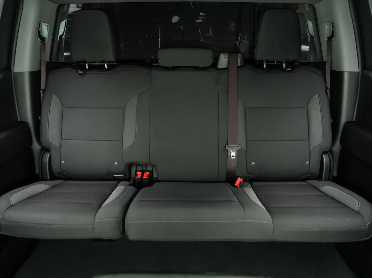 Used 2023 Sterling Gray Metallic Chevrolet 2WD Crew Cab Short Bed Custom image 18