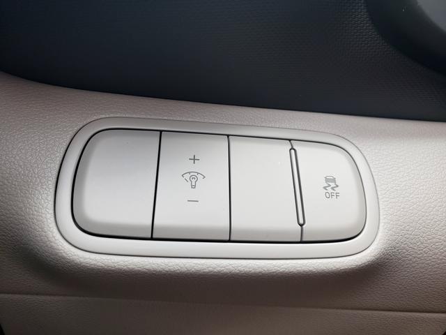 New 2026 Gray Hyundai SEL image 19