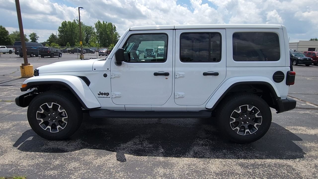 New 2026 White Jeep Sahara image 5