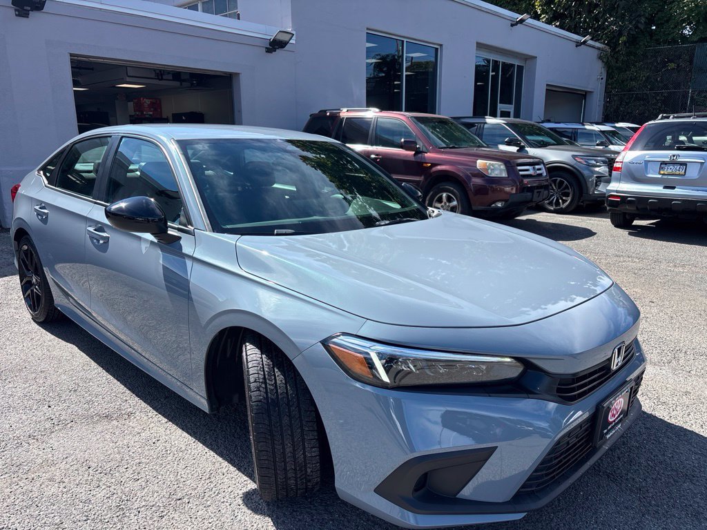 Used 2024 Gray Honda Sport image 8