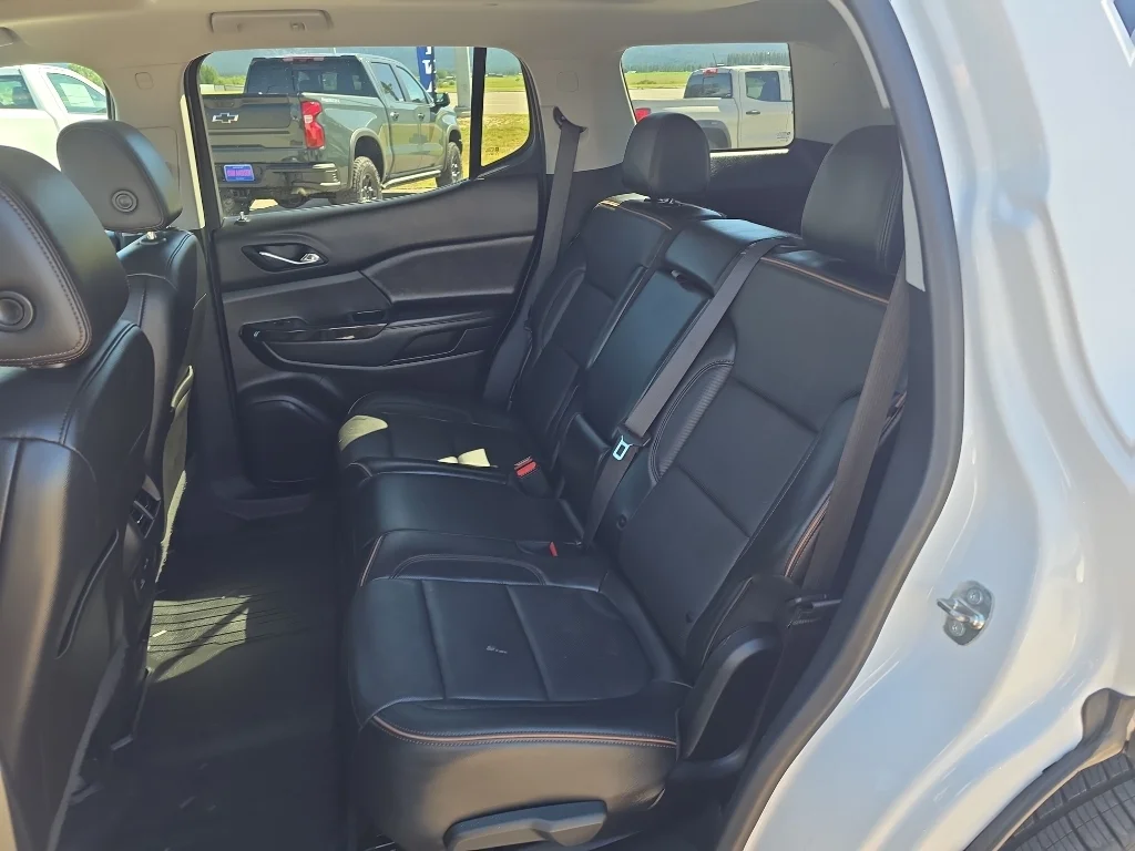 Used 2020 Summit White GMC AT4 image 21