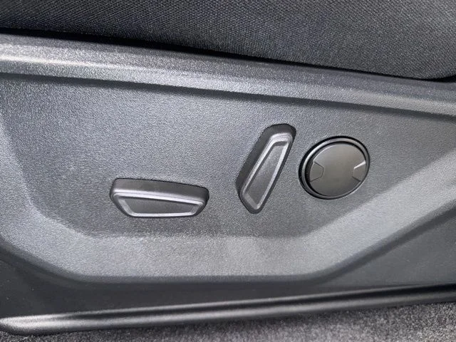 New 2026 Silver Ford XLT image 13