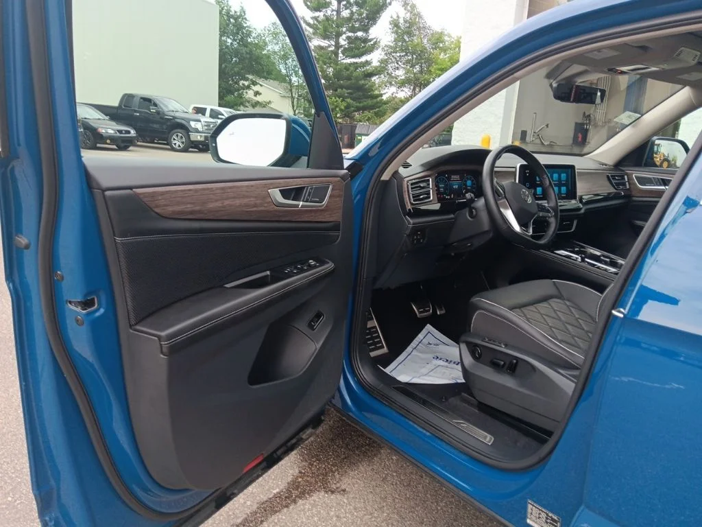 Used 2026 Mountain Lake Blue Metallic Volkswagen 2.0T SEL Premium R-Line image 13