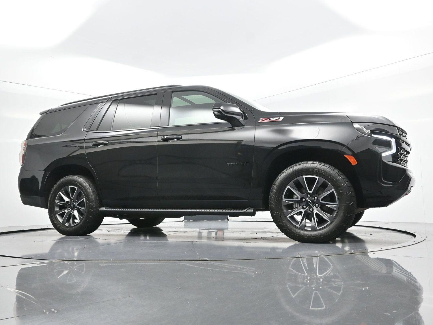 Used 2023 Black Chevrolet Z71 image 44