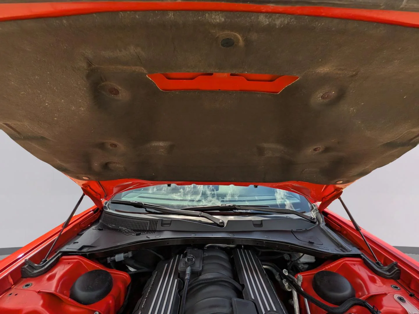 Used 2023 Go Mango Dodge Scat Pack image 33
