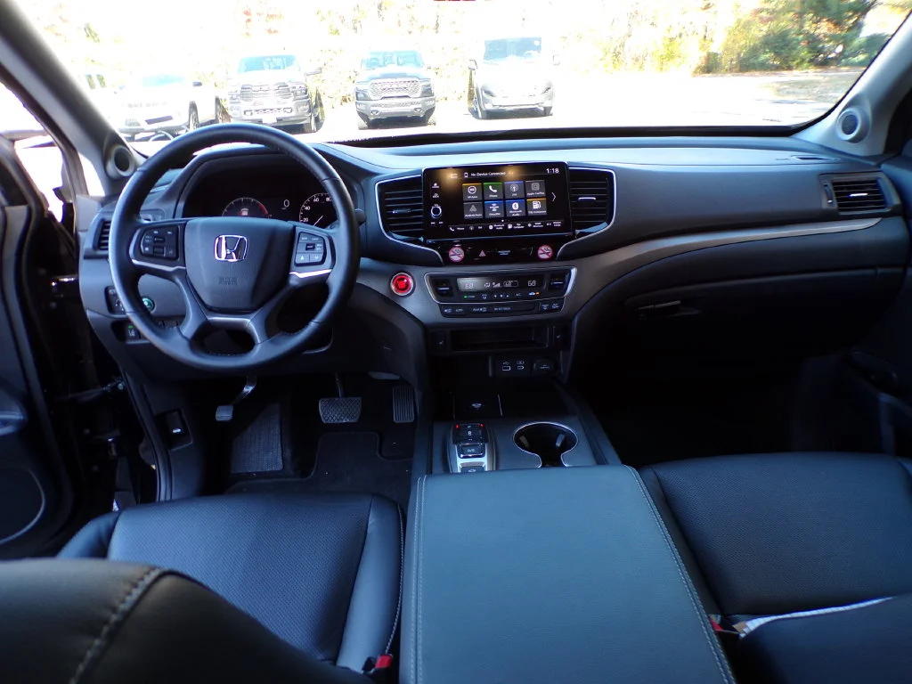 Used 2026 Black Honda RTL image 23