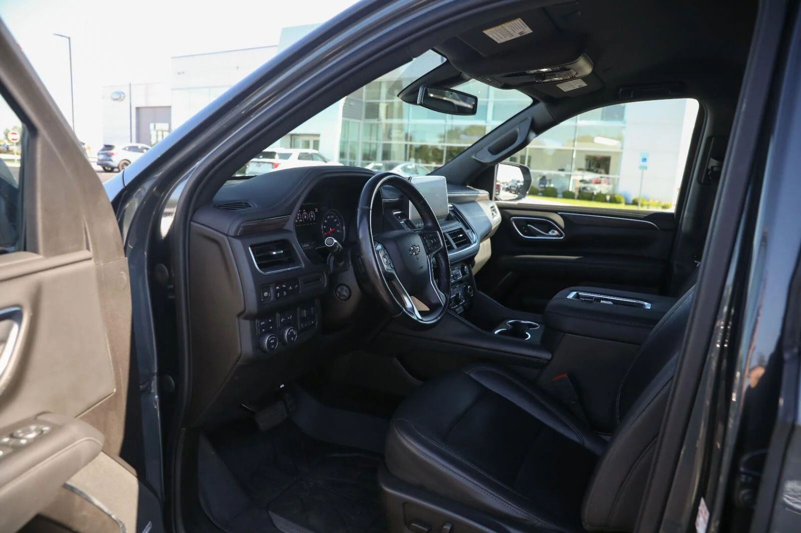 Used 2021 Shadow Gray Metallic Chevrolet Z71 image 21