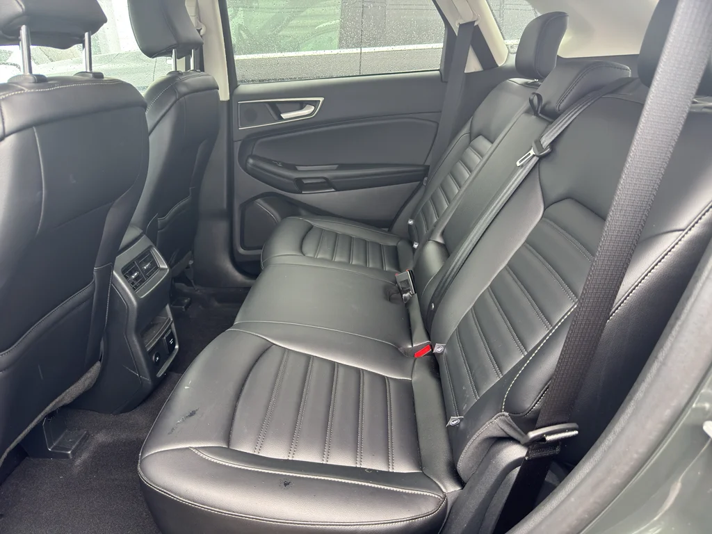 2024 Ford Edge SEL AWD's photo