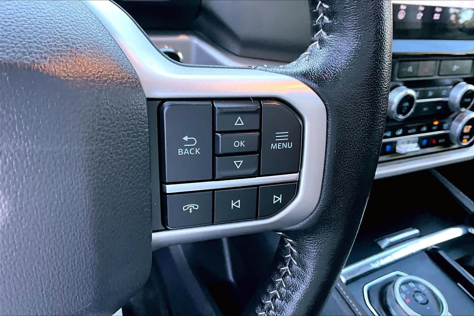 Used 2024 Star White Metallic Tri-Coat Ford XLT image 24