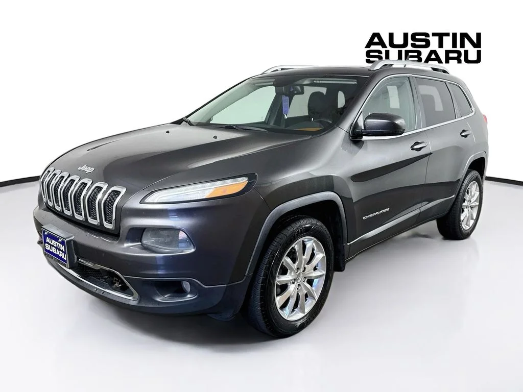 Used 2014 Gray Jeep Limited image 3