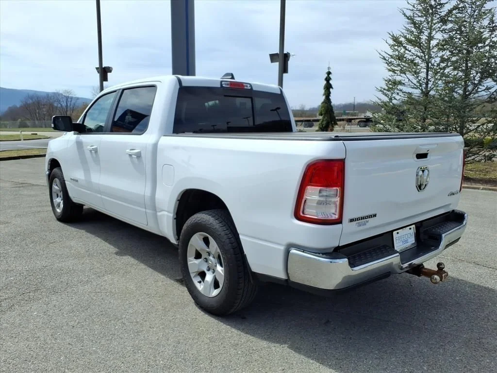 Used 2022 White Ram Big Horn/Lone Star image 3