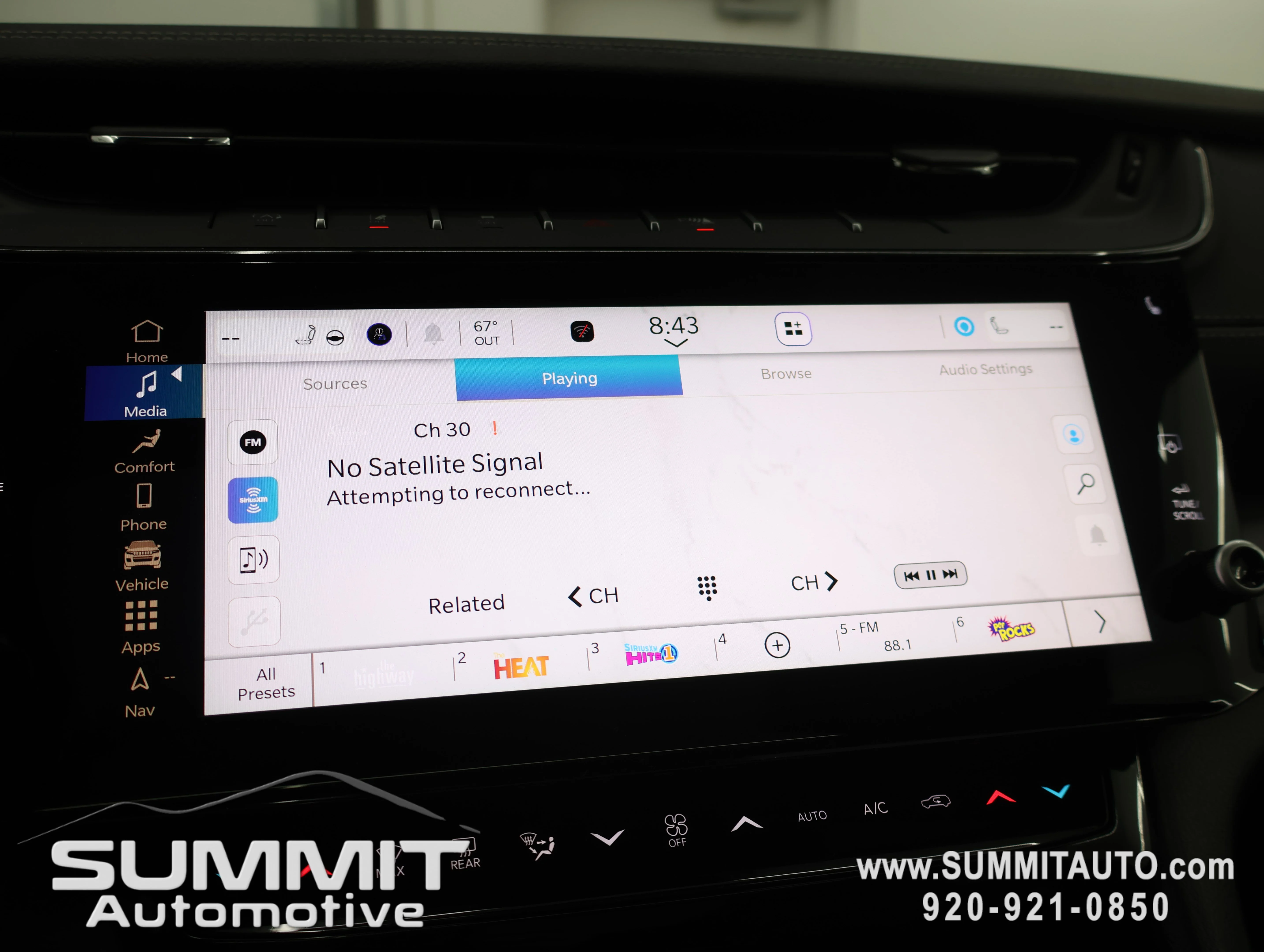 New 2026 Diamond Black Crystal Pearlcoat Jeep Limited image 56