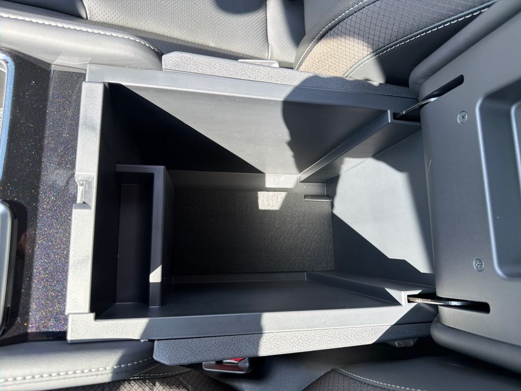 New 2026 Nissan Pathfinder SL 4D Sport Utility