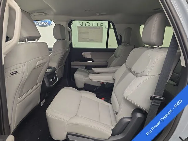 New 2026 Glacier Gray Metallic Tri-Coat Ford Active image 25