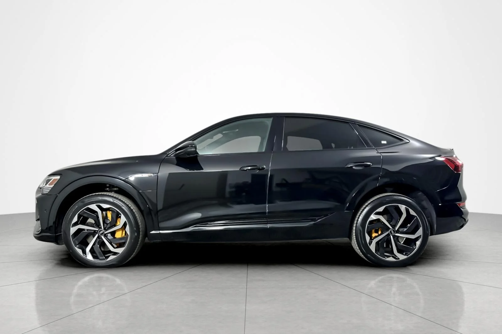 Used 2023 Audi e-tron Sportback Premium Plus with VIN WA12AAGE1PB022143 for sale in Beverly Hills, CA