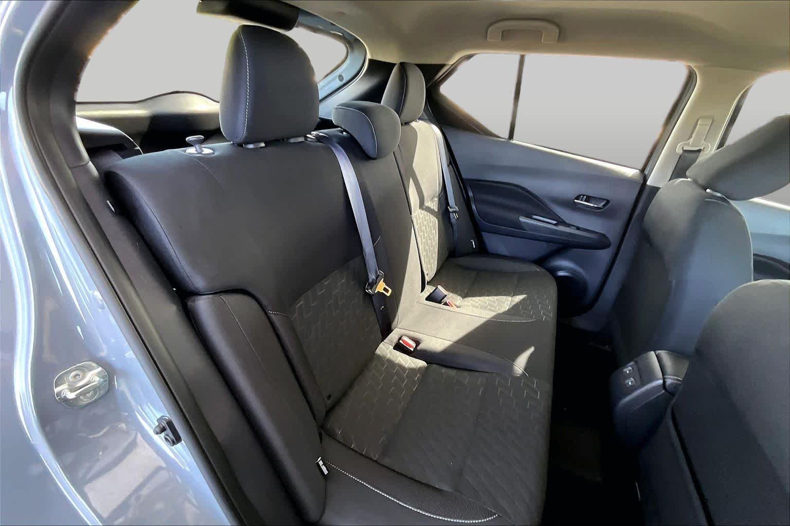 Used 2023 Boulder Gray Pearl Nissan SV image 20