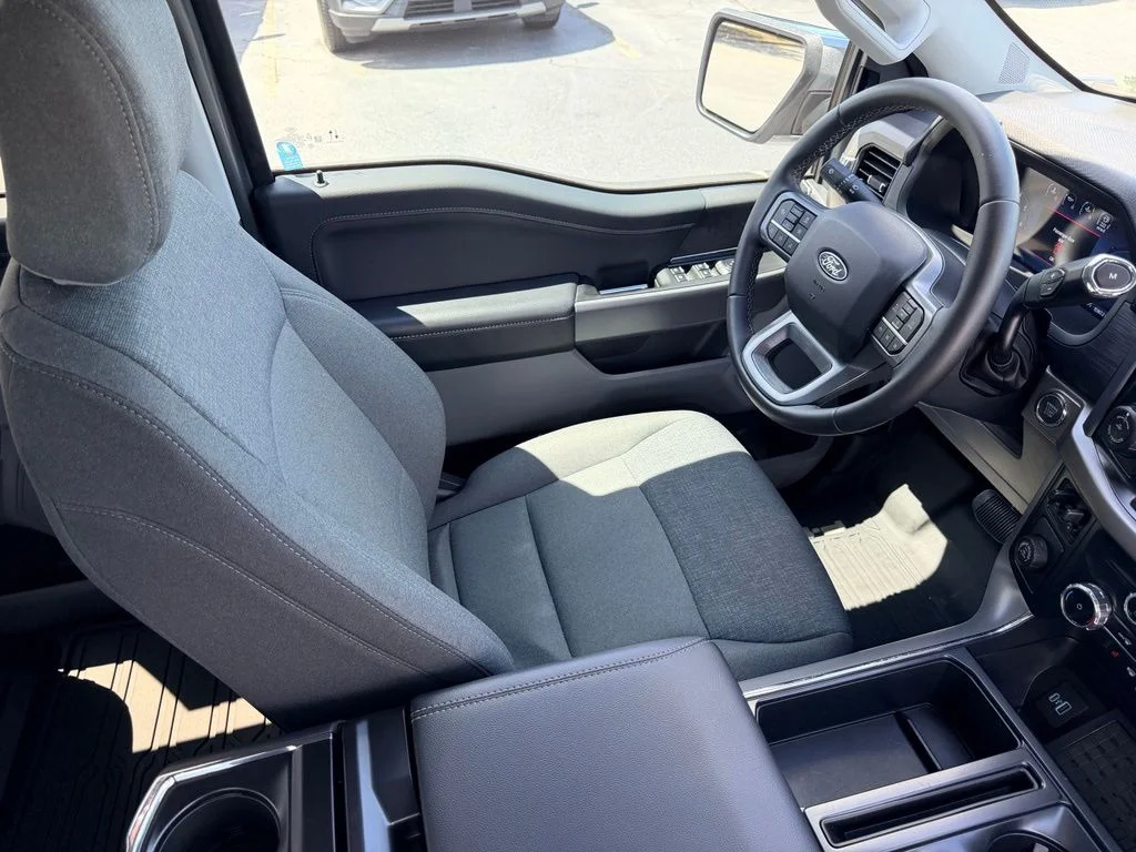Used 2024 Gray Ford XLT image 15