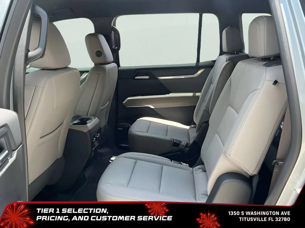 New 2026 Sterling Metallic GMC Elevation image 33