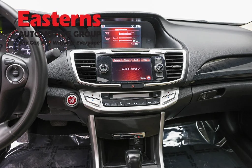 Used 2015 White Honda EX-L image 12