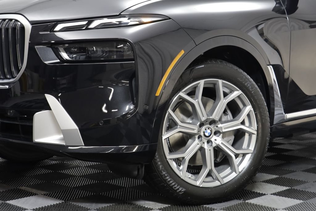 New 2026 Black Sapphire Metallic BMW xDrive40i image 4