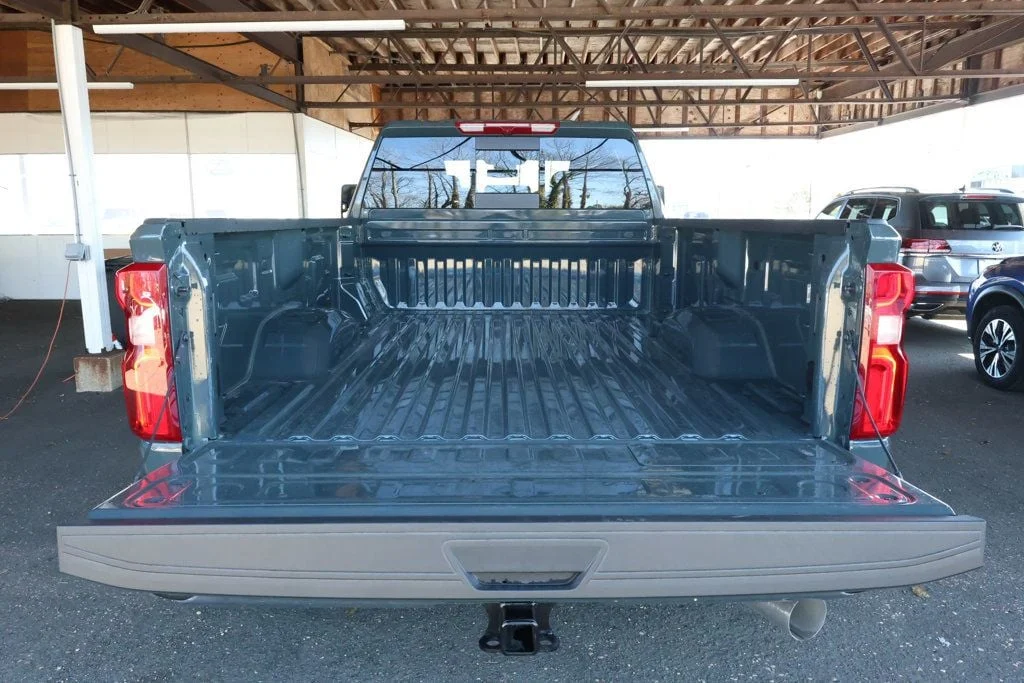 Used 2026 Cypress Gray Chevrolet 4WD Crew Cab 172