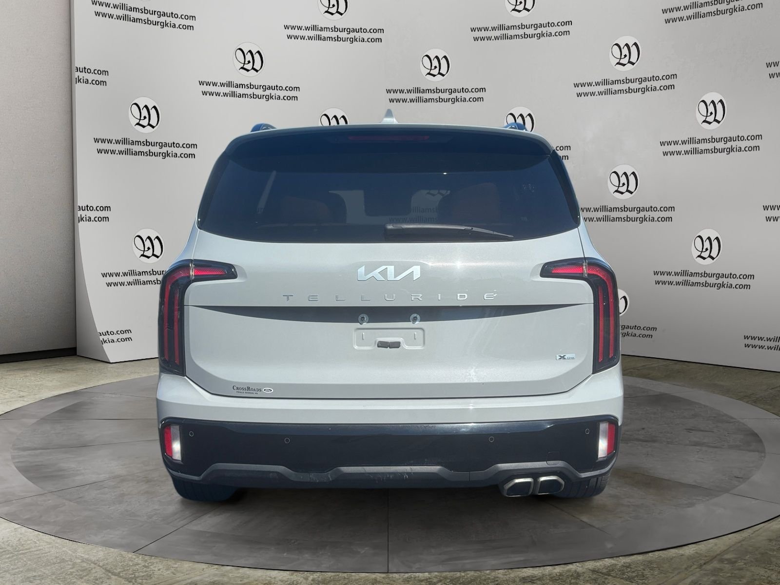 Used 2024 Gray Kia SX-Prestige X-Line image 4