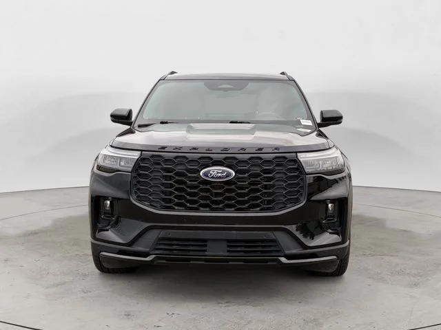 Used 2025 Black Ford ST-Line image 2
