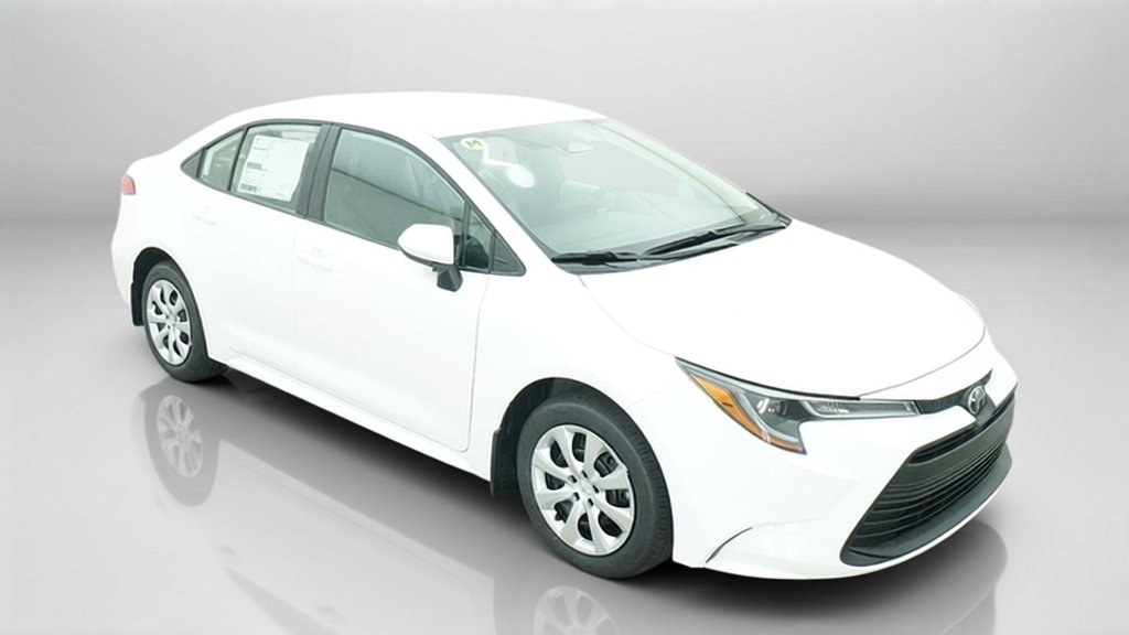 New 2027 Ice Cap Toyota LE image 5