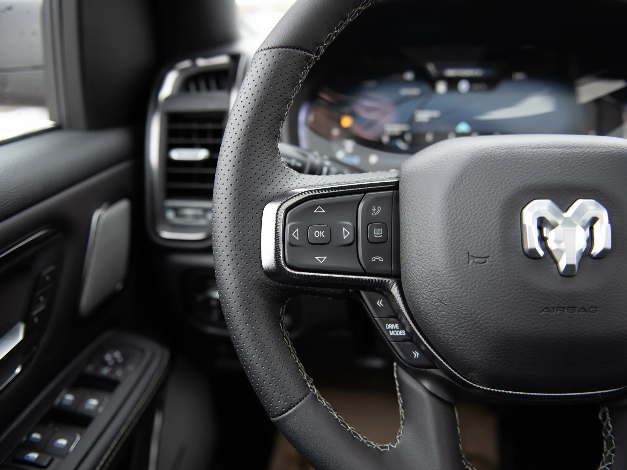 New 2026 Black RAM Sport* HEMI V8 image 15