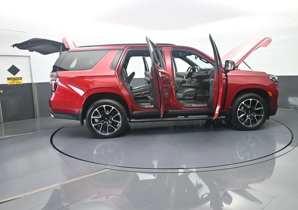 Used 2022 Cherry Red Tintcoat Chevrolet RST image 86