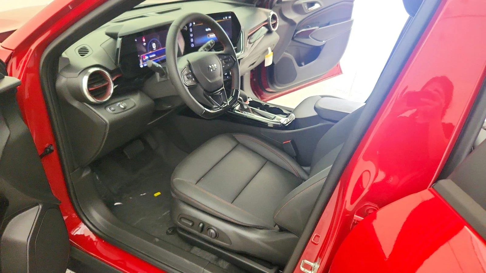 2026 Chevrolet Trax RS - Photo 21