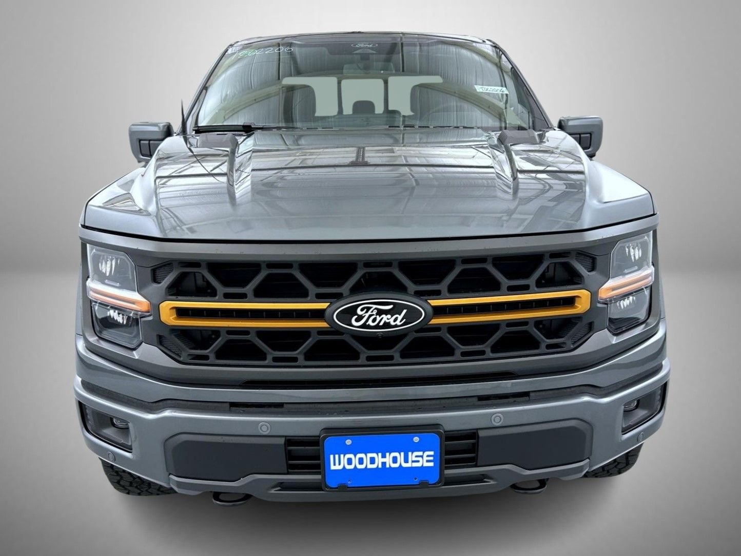 New 2026 Carbonized Gray Metallic Ford Tremor image 2
