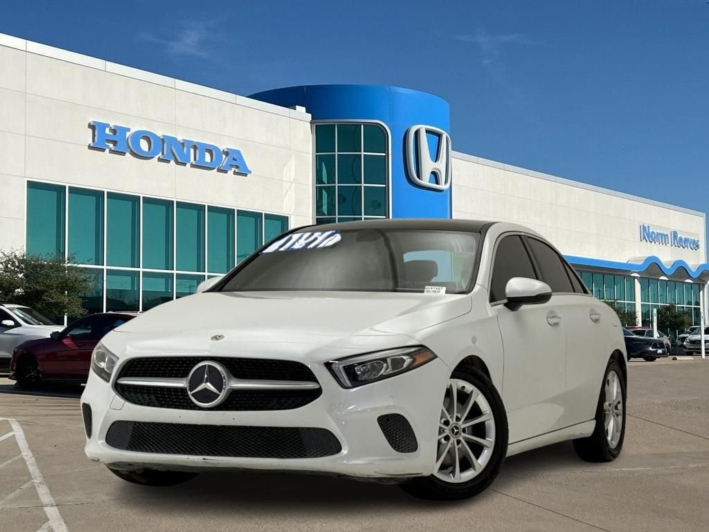 2020 Mercedes-Benz A-Class A220's photo