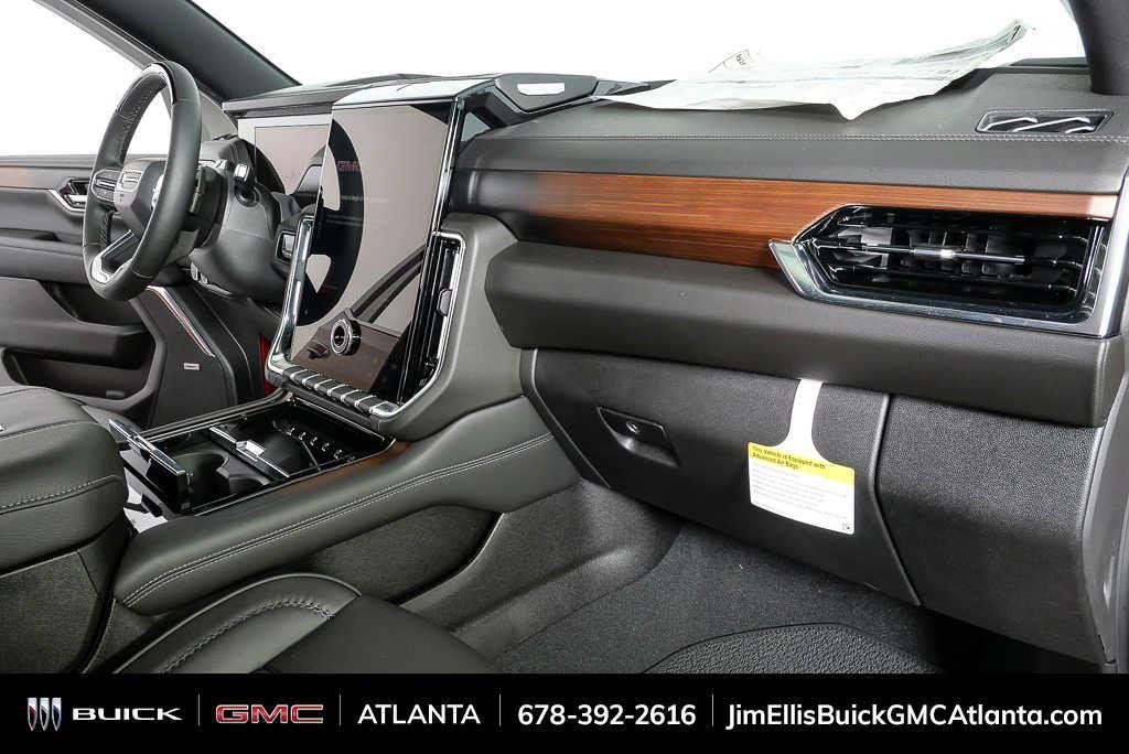 2026 GMC Yukon Denali - Photo 24