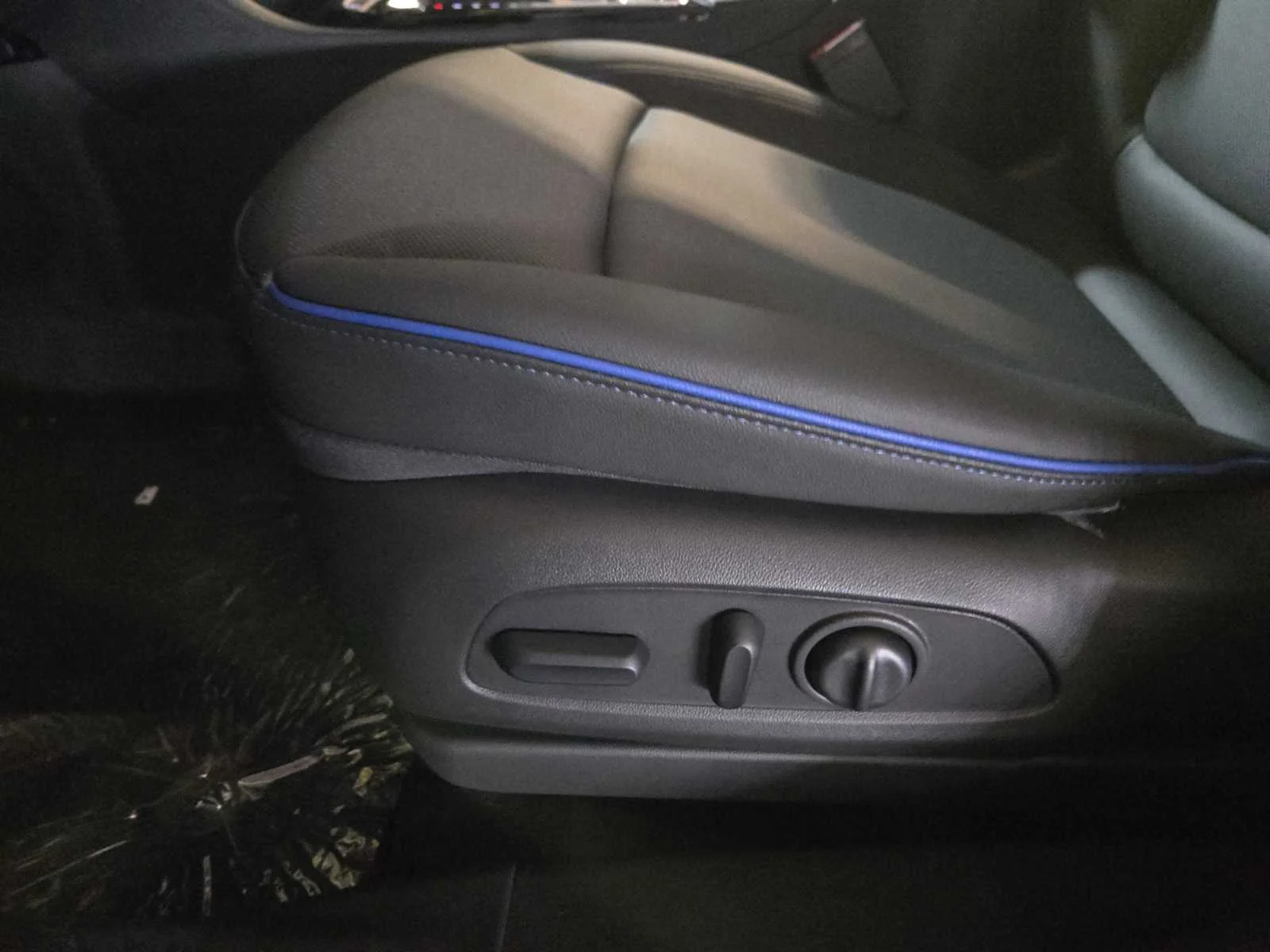 2026 Buick Encore GX Sport Touring - Photo 17