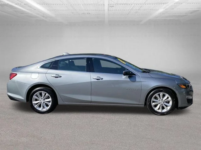 Used 2024 Gray Chevrolet LT image 29