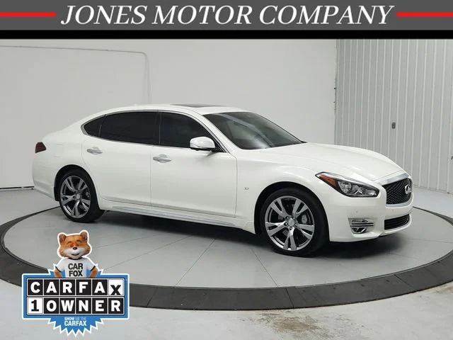 2019 INFINITI Q70L 3.7 LUXE AWD's photo