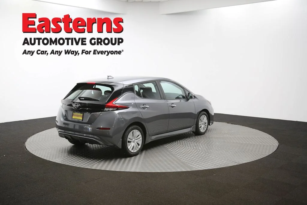 Used 2024 Gray Nissan S image 39