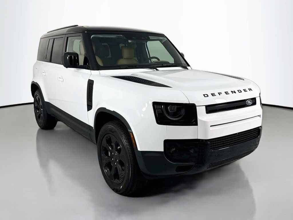 New 2026 Fuji White LAND ROVER S image 7