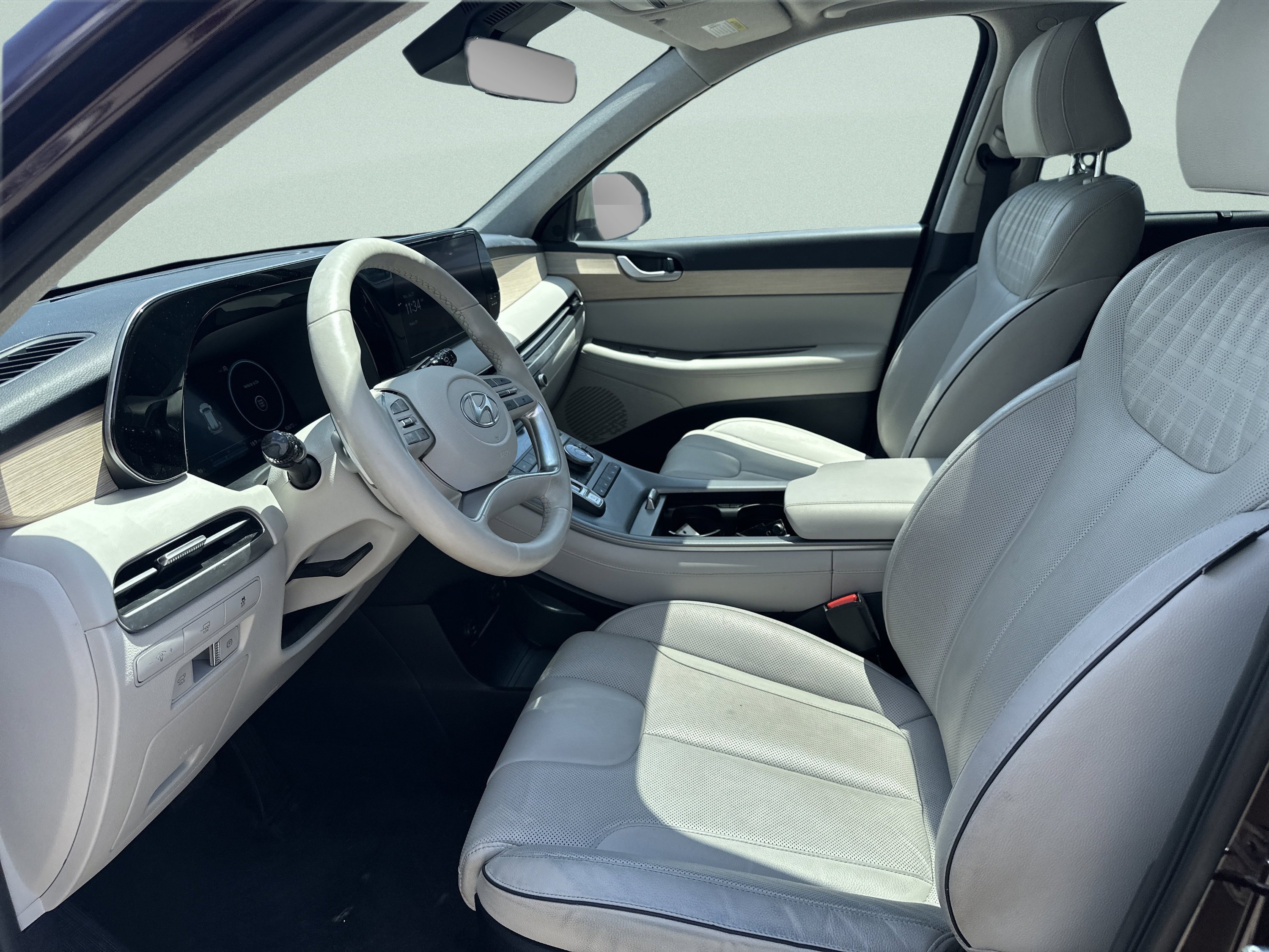 Used 2024 Sierra Burgundy Hyundai Limited image 10
