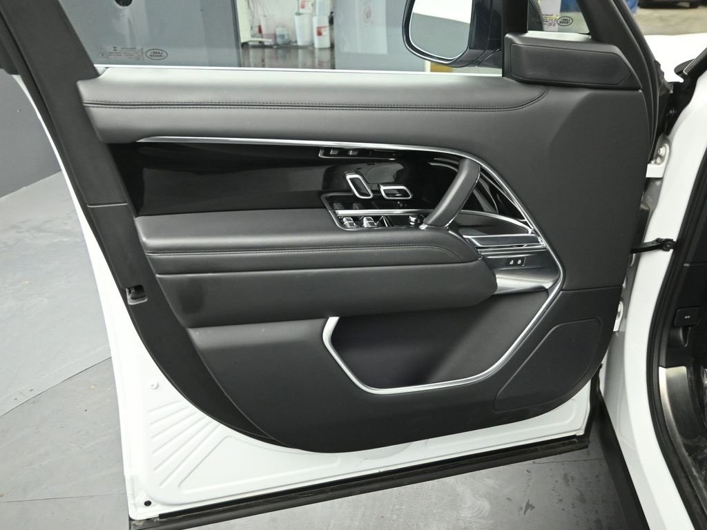 2023 LAND ROVER RANGE ROVER - Image 18