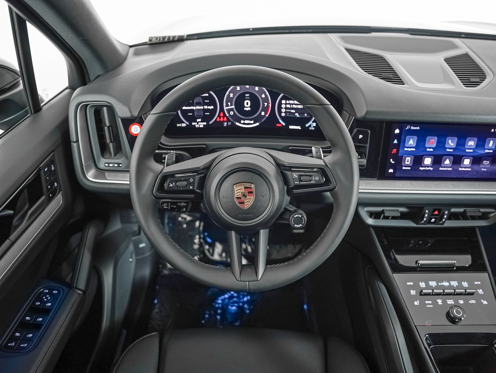 New 2026 CHROMITE BLACK Porsche S image 16